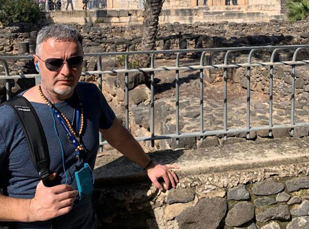 СКАНДАЛ: Томпсон посетио Израел (ФОТО)